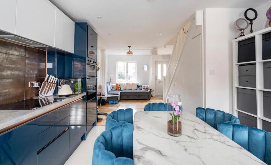 Monalychee Apartment London Bagian luar foto