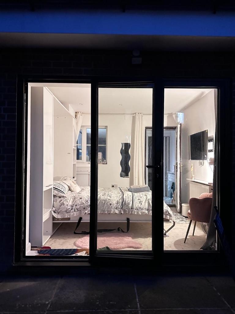 Monalychee Apartment London Bagian luar foto
